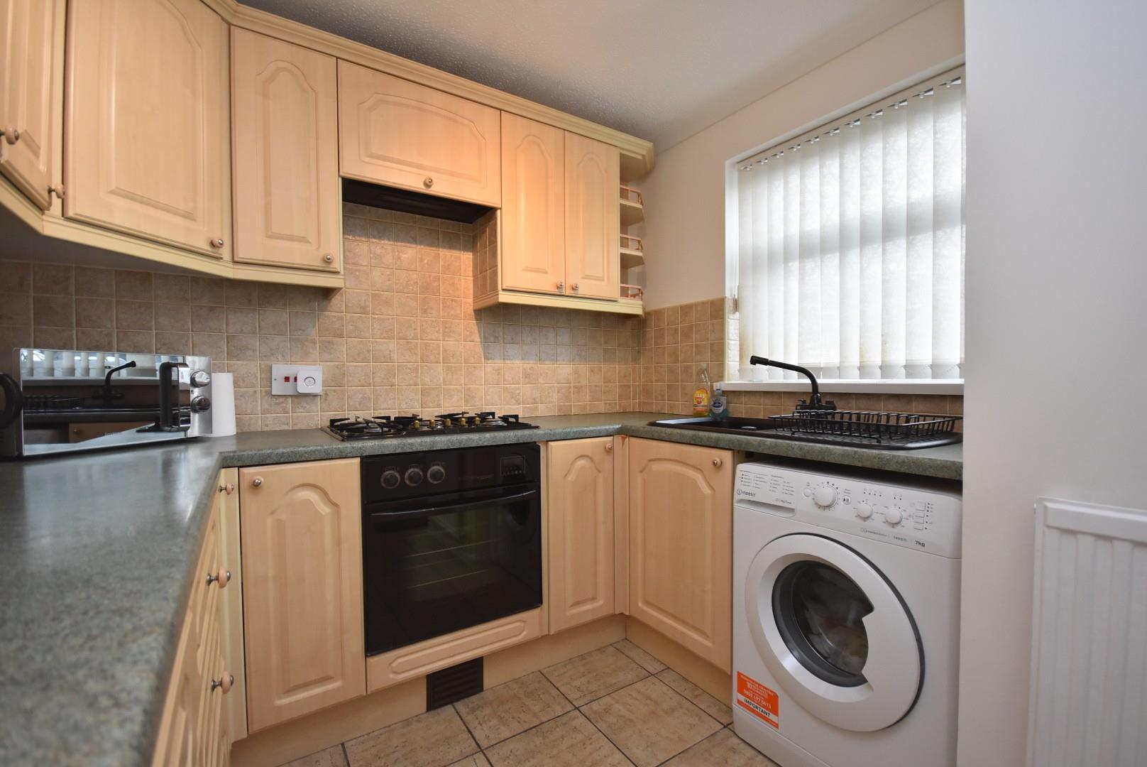 17 Woodham Park, Barry, CF62 8JF